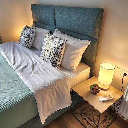 Lux House Attiki Vipgreece Lägenhet Aten Exteriör bild